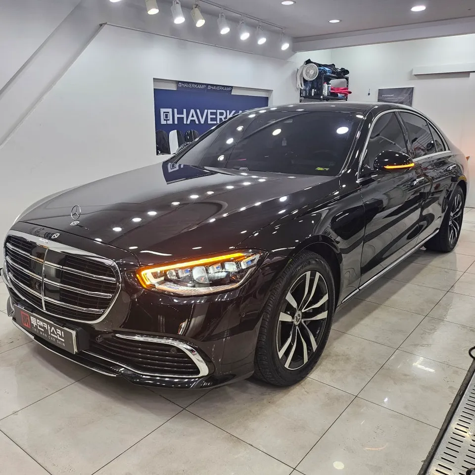 メルセデス・ベンツ Sクラス W223 カーラッピング事例 施工写真 3-1