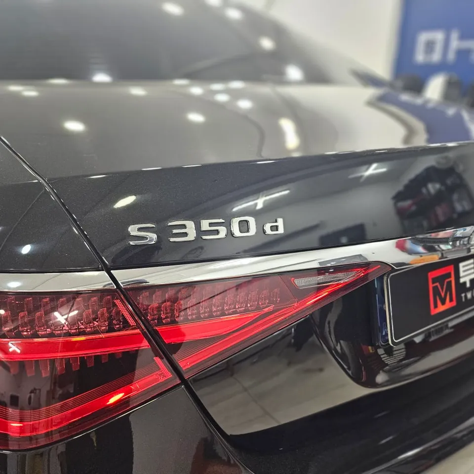 メルセデス・ベンツ Sクラス W223 カーラッピング事例 施工写真 1-3