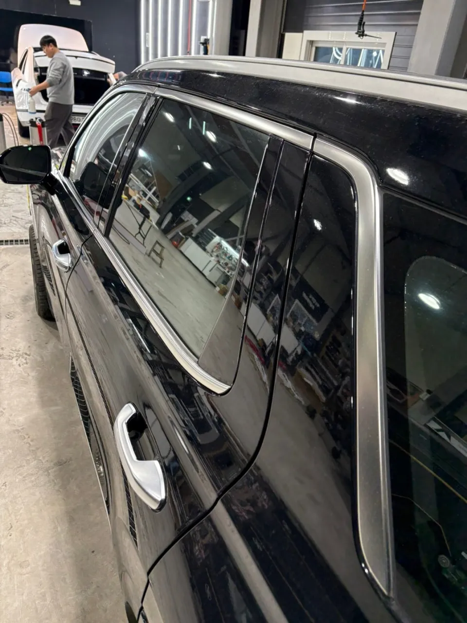 Hyundai Palisadeのガラスコーティング事例|費用目安・仕上がり 施工写真 3-1