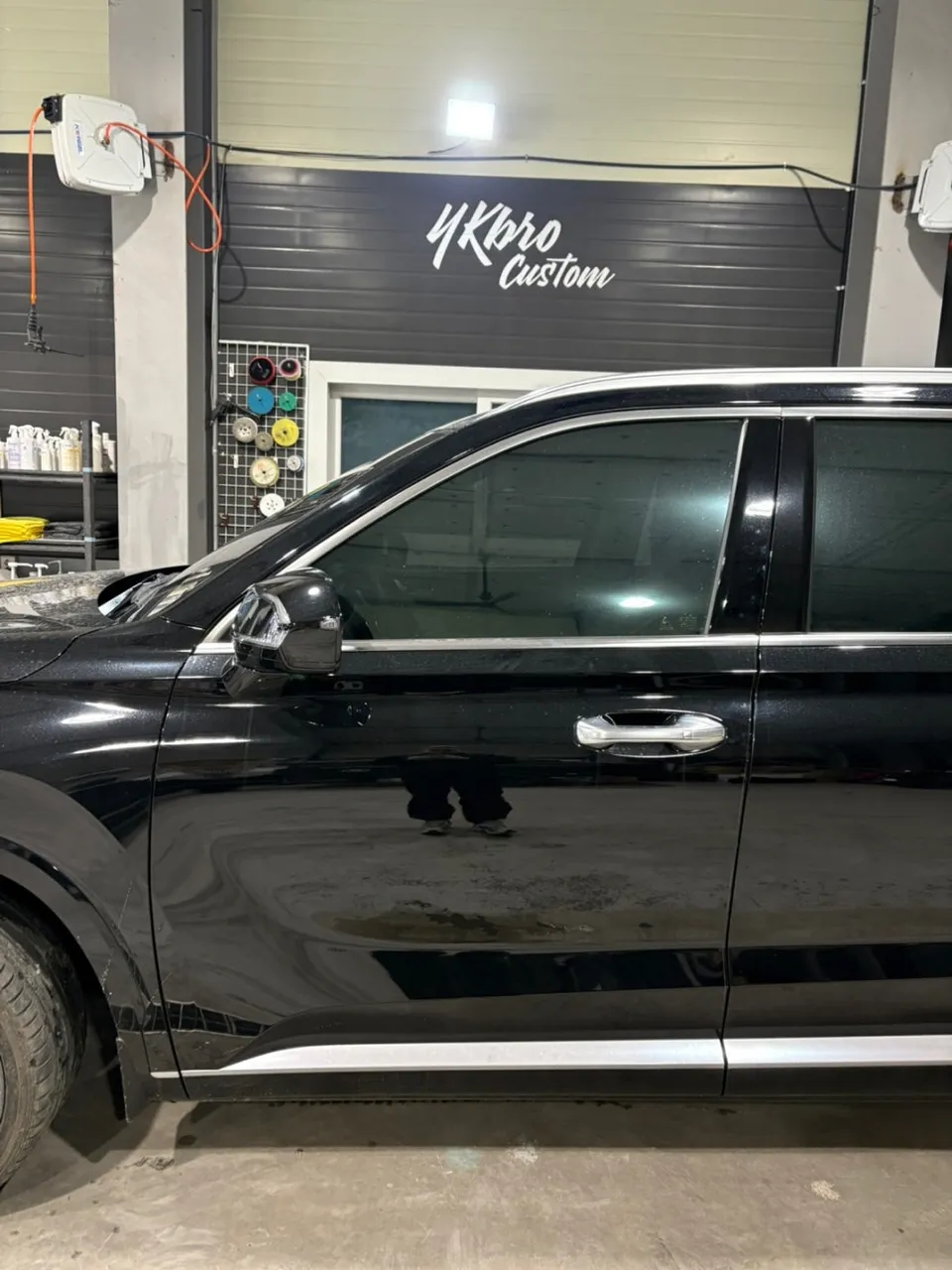 Hyundai Palisadeのガラスコーティング事例|費用目安・仕上がり 施工写真 1-2