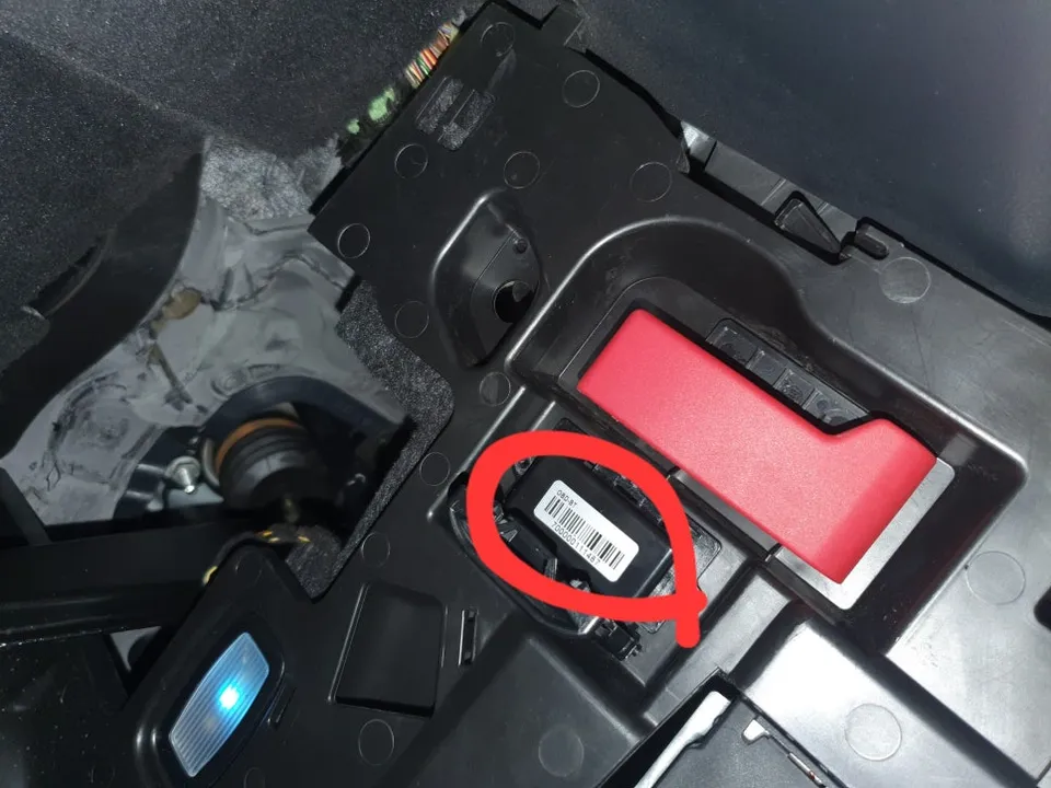 Mercedes-Benz CLS oem options - Mercedes-Benz CLS OEM Options Review: Smart Key Upgrade photo 4