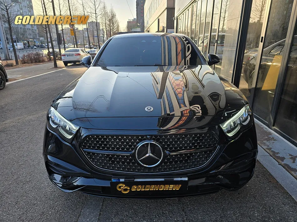 Mercedes-Benz E-Class W213のカーラッピング事例 施工写真 1-3