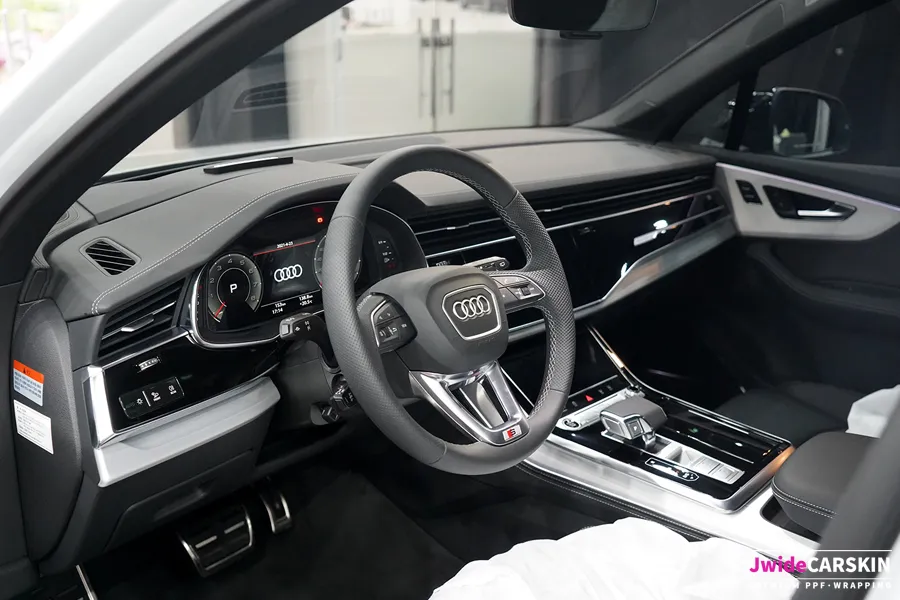 Audi Q7 PPF Review — Scratch Prevention for Interior Surfaces After