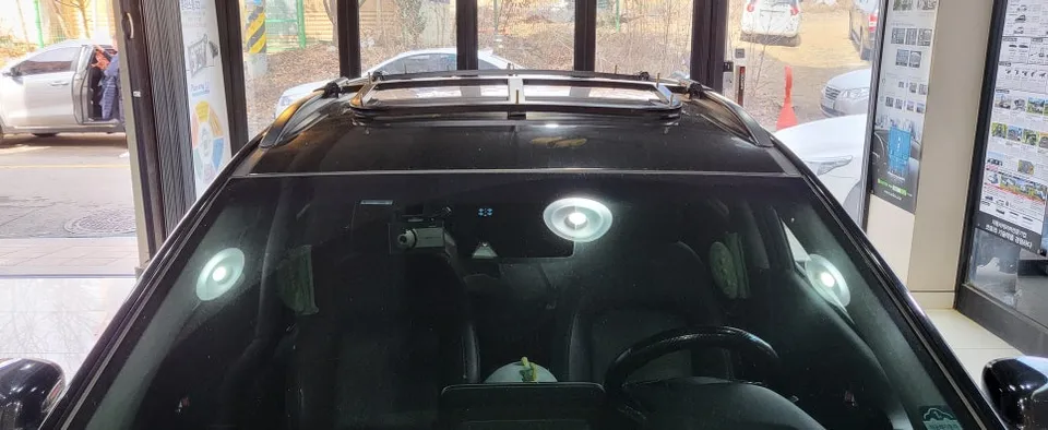 Hyundai Kona ambient lighting - Hyundai Kona Ambient Lighting Review: Cost & Results photo 5