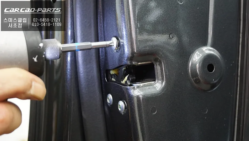 Genesis Grandeur IG oem options - Genesis Grandeur IG Ghost Door Review — Luxury Auto-Close photo 4