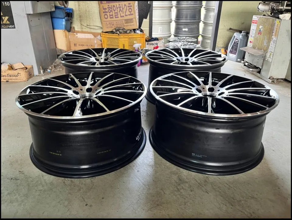 Mercedes-Benz GLE AMG wheel repair - Mercedes-Benz GLE AMG Wheel Repair & Refinishing — Like New photo 4