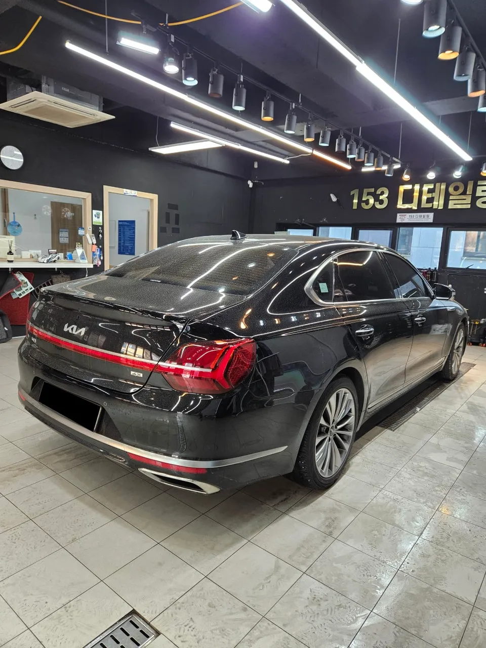 Kia K900 ceramic coating - Kia K900 Ceramic Coating Review: Restoring Shine & Protection photo 4