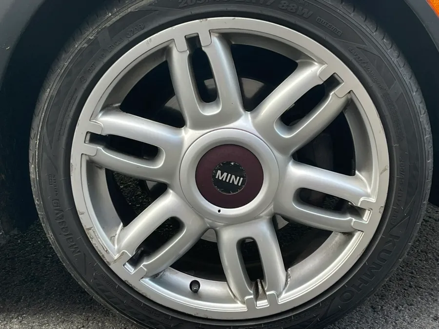 BMWのホイールリペア・塗装事例 施工写真 4-2