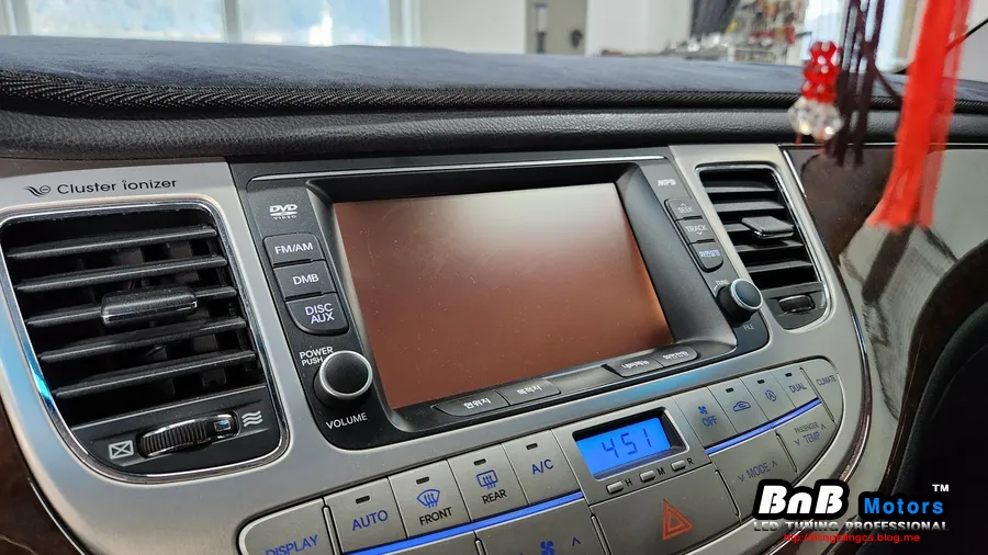 Genesis BHのAndroid Auto・CarPlay取付事例 施工写真 2-1