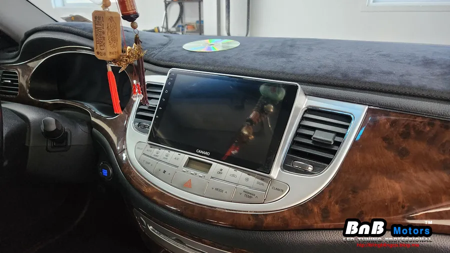 Genesis BHのAndroid Auto・CarPlay取付事例 施工写真 1-2
