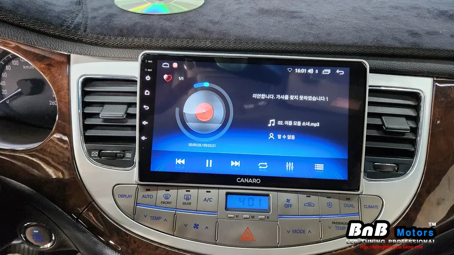 Genesis BHのAndroid Auto・CarPlay取付事例 施工写真 1-3