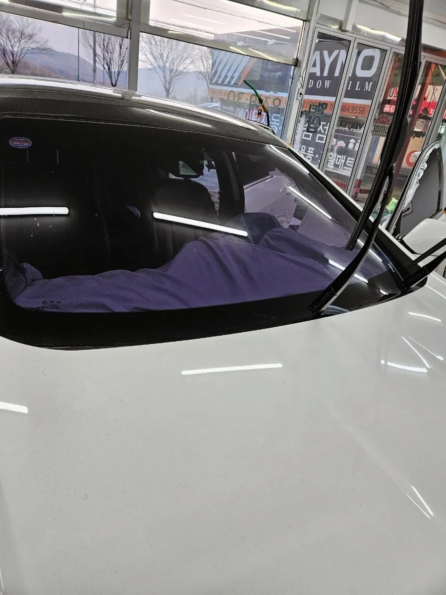 Hyundai Azeraのカーフィルム施工事例｜費用目安・仕上がり 施工写真 3-3