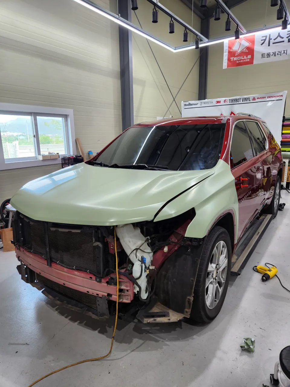 Chevrolet Traverse vinyl wrap - Chevrolet Traverse Vinyl Wrap Review — Matte Khaki Transformation photo 4