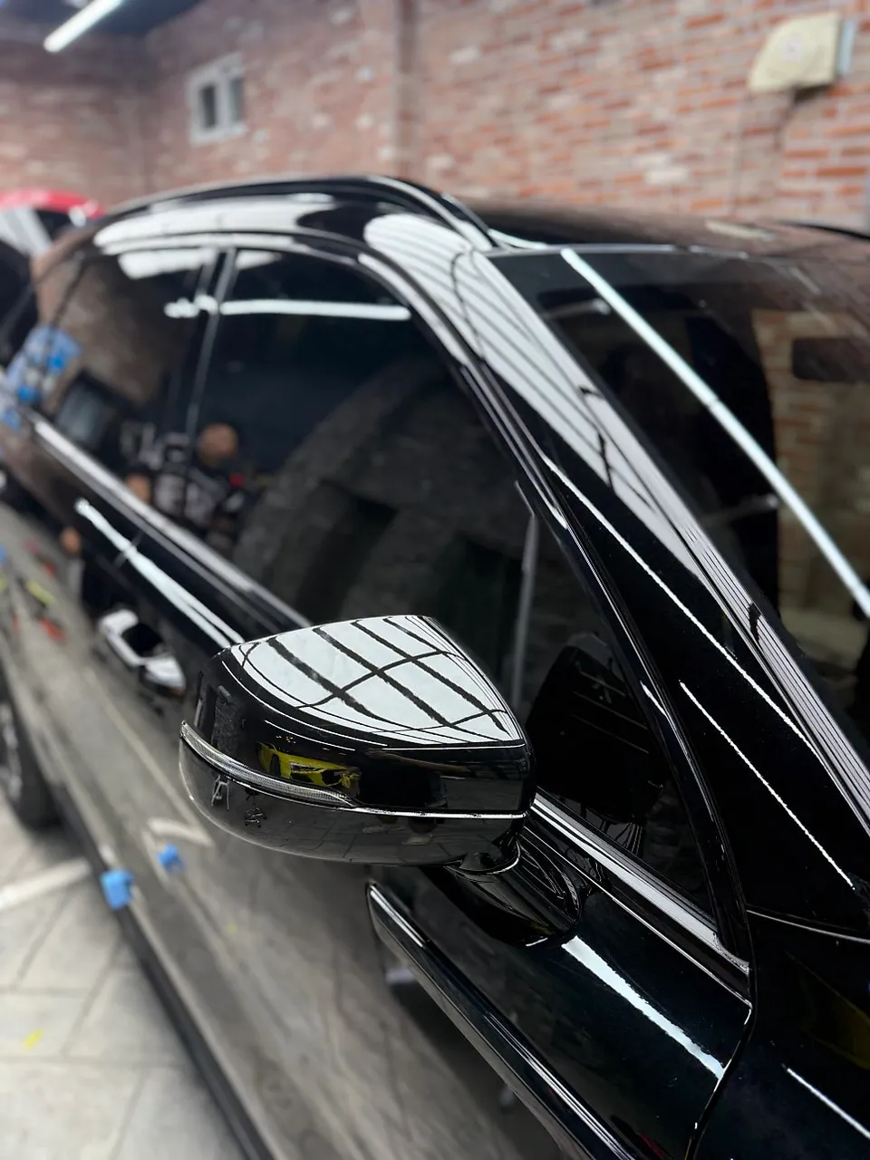 Kia Sorentoのカーラッピング事例|費用目安・仕上がり 施工写真 3-3