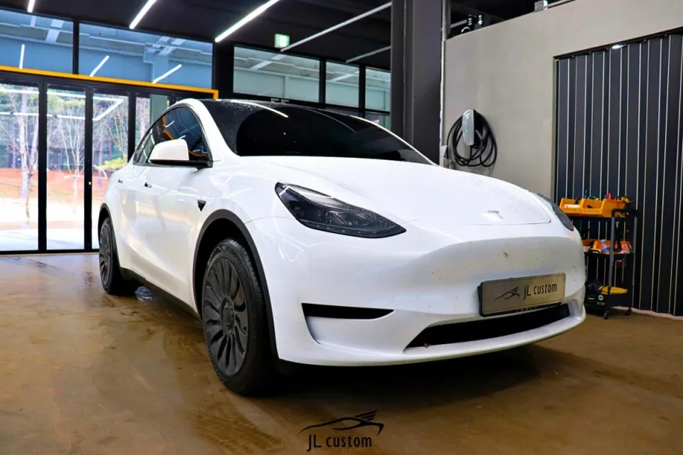 Tesla Model Y seat ventilation installation result
