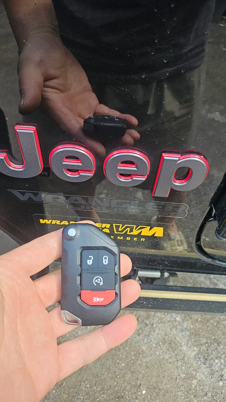 Jeep Wrangler Rubicon oem options - Jeep Wrangler Rubicon OEM Options Review — Factory Upgrade Cost photo 3