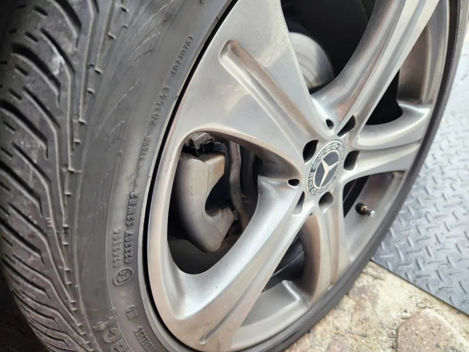 Mercedes-Benz E-Class body repair - Mercedes-Benz E-Class Body Repair & Painting Review photo 5