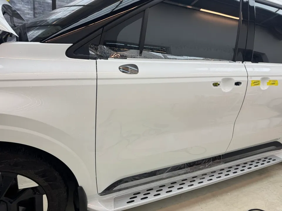 Kia CarnivalのPPF施工事例|費用目安・仕上がり 施工写真 3-2