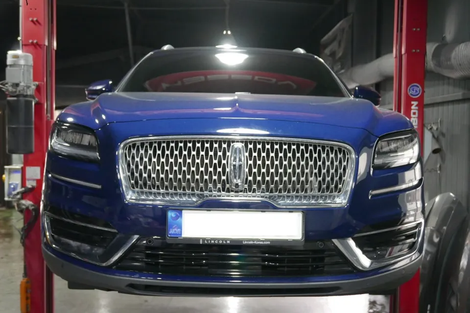 Lincoln Aviator 20-Inch Wheel Repair & Matte Clear Coat