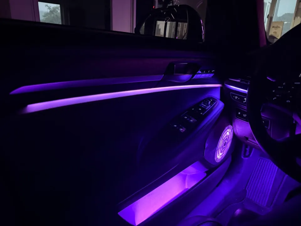 Genesis G90 ambient lighting - Genesis G90 Ambient Lighting Review: Brighter Interior photo 4