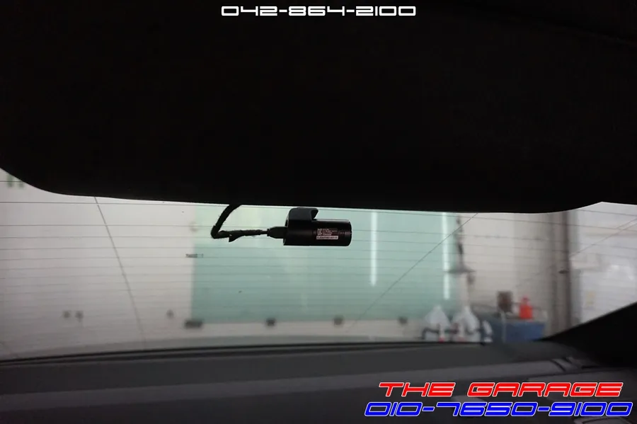 BMW 5 Series G30 dash cam - BMW 5 Series G30 Dash Cam Installation Review photo 4