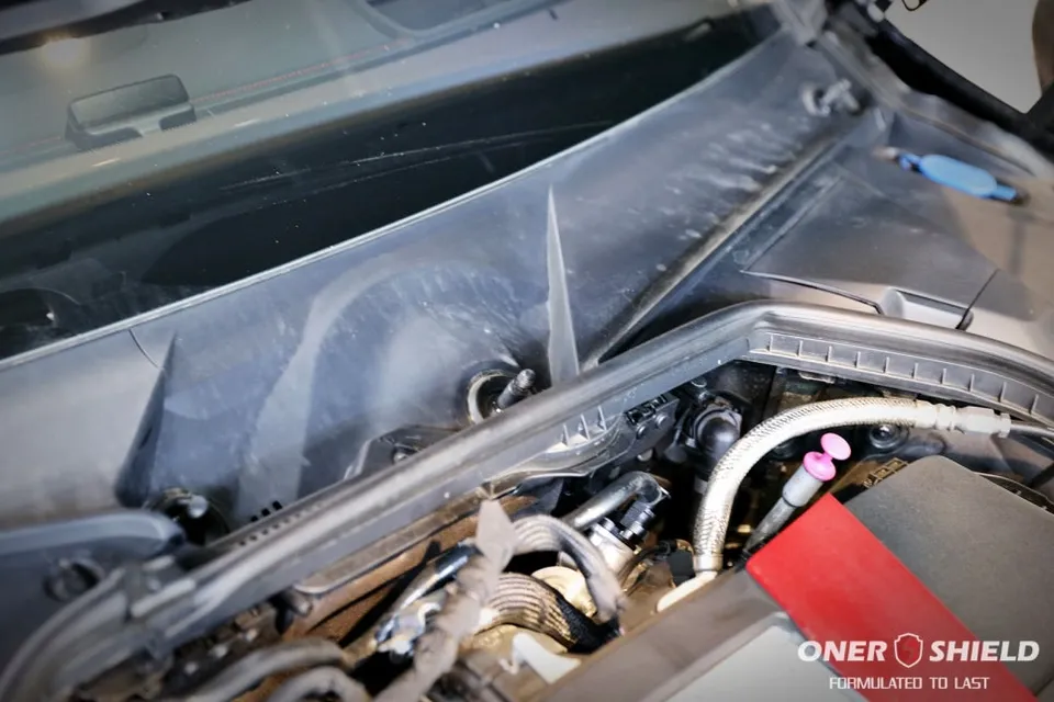 Mercedes-Benz C43 AMGのカーフィルム施工事例|費用目安・仕上がり 施工写真 2-1