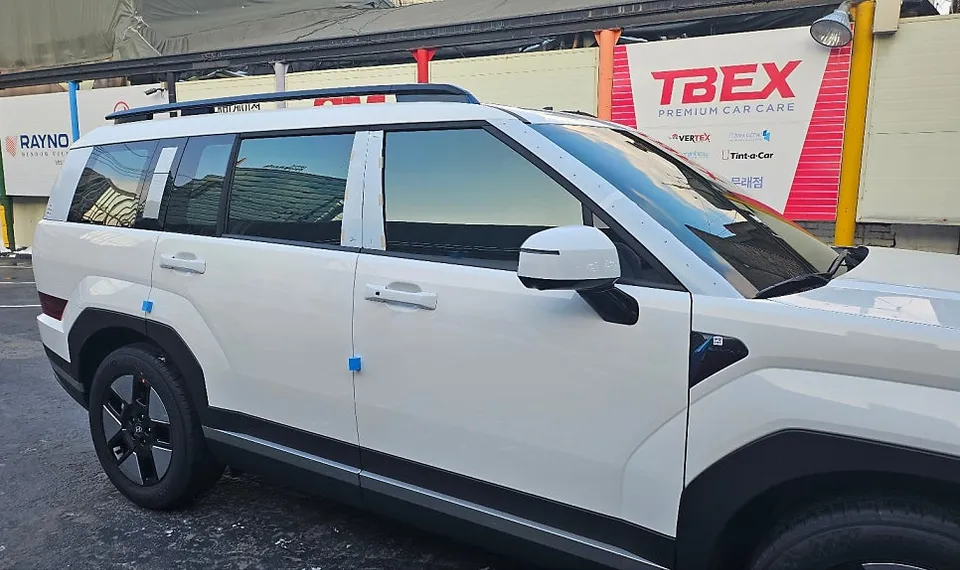 Hyundai Santa Fe window tinting - Hyundai Santa Fe Window Tinting Review — Enhanced Aesthetics & Co photo 4