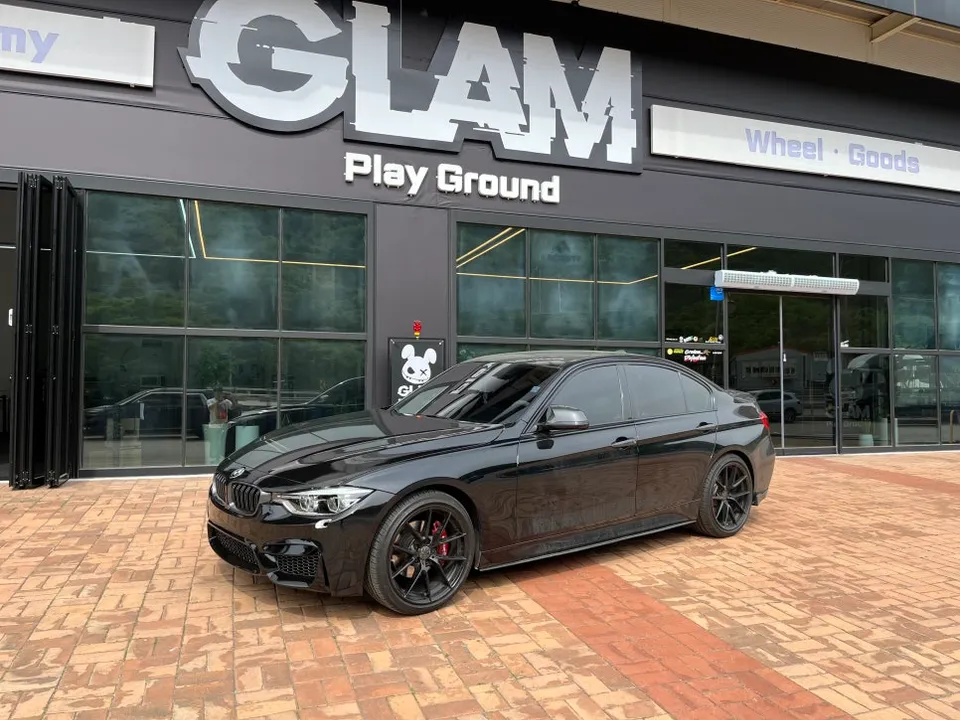 BMW 1 Series F20 vinyl wrap installation result