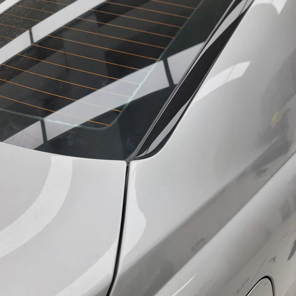 BMW 7 Seriesのカーラッピング事例|費用目安・仕上がり 施工写真 2-3