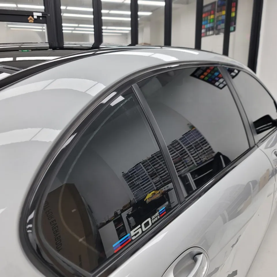 BMW 7 Seriesのカーラッピング事例|費用目安・仕上がり 施工写真 3-3