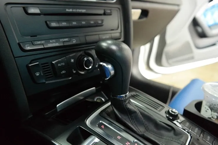 Audi A5 RS steering wheel - Audi A5 RS Steering Wheel Customization Review photo 3