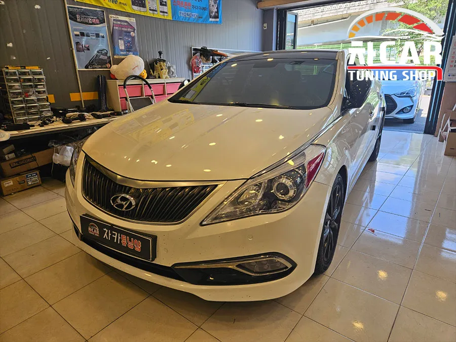 Hyundai Grandeur HG Steering Wheel Customization Review