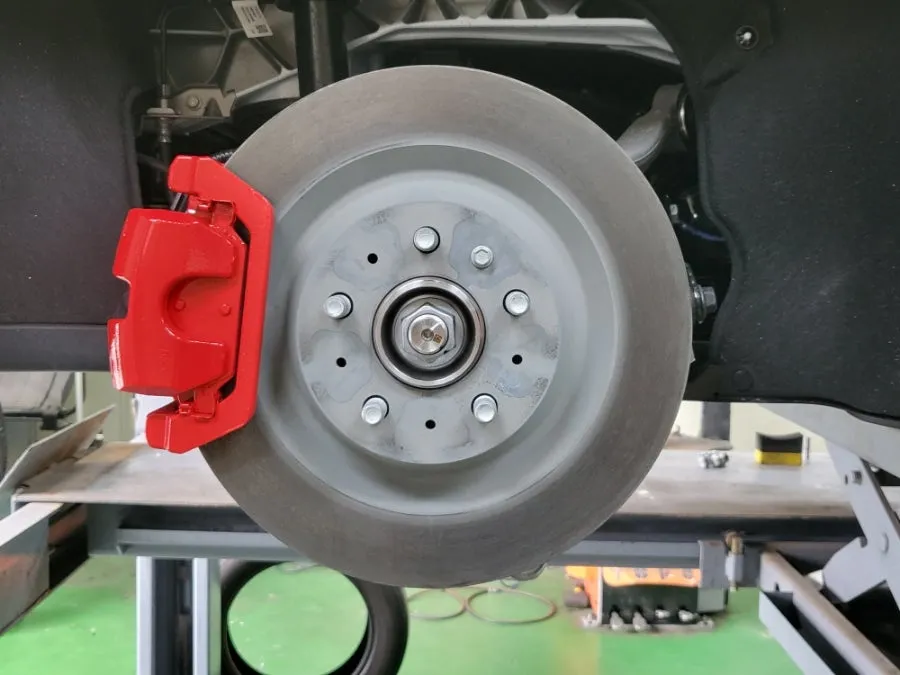 Tesla Model Yのホイールリペア・塗装事例 施工写真 4-2