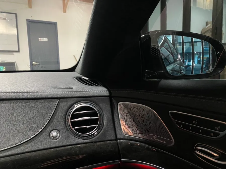 Mercedes-Benz S-Class W222 ambient lighting - Mercedes-Benz S-Class W222 Ambient Lighting Review photo 3