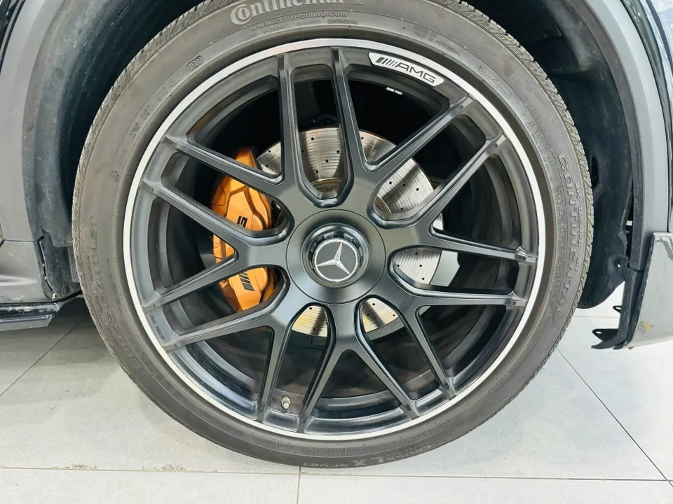 Mercedes-Benz GLEのカーラッピング事例|費用目安・仕上がり 施工写真 2-2