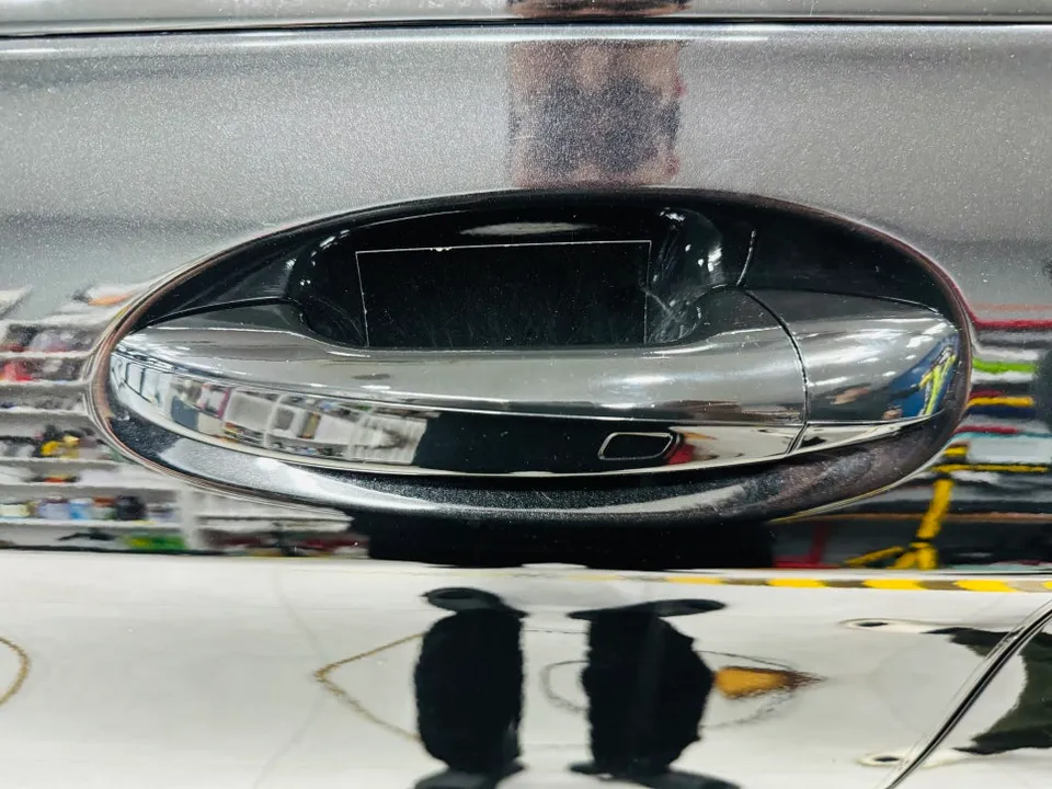 Mercedes-Benz GLEのカーラッピング事例|費用目安・仕上がり 施工写真 1-5