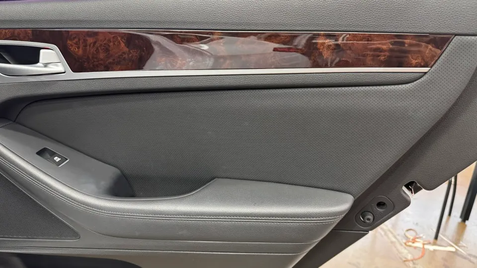 Genesis G80 interior customization - Genesis G80 Interior Customization Review — Enhanced Comfort photo 3