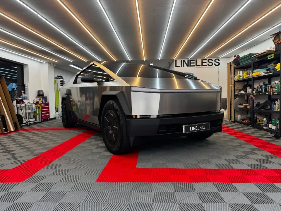 Tesla Cybertruck PPF施工事例|韓国での実例 施工写真 2-2