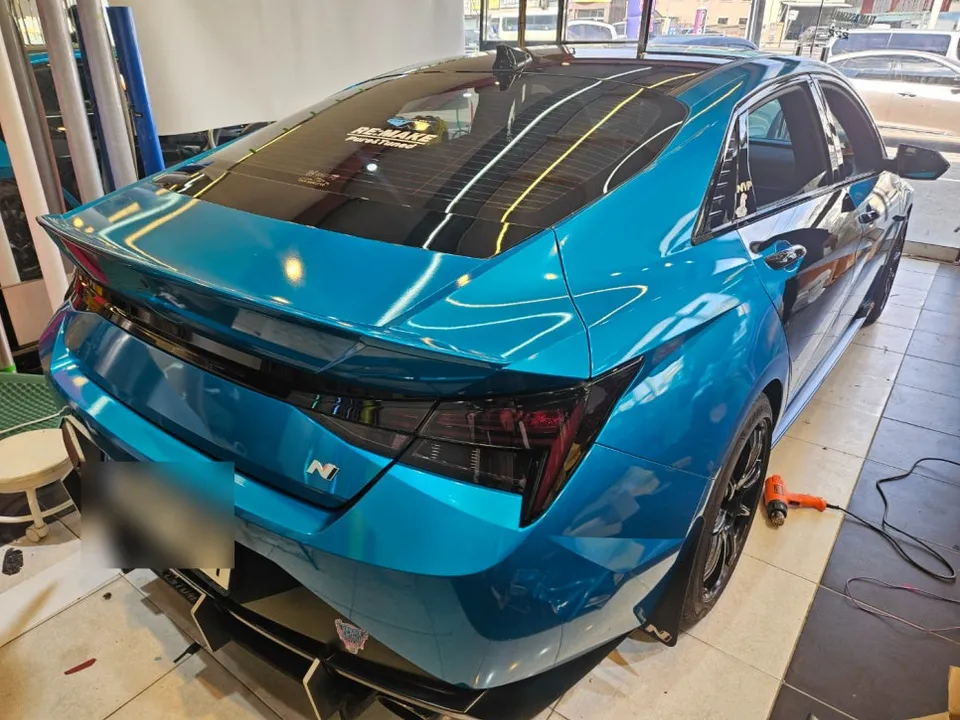 Hyundai Elantra CN7のカーラッピング事例 施工写真 5