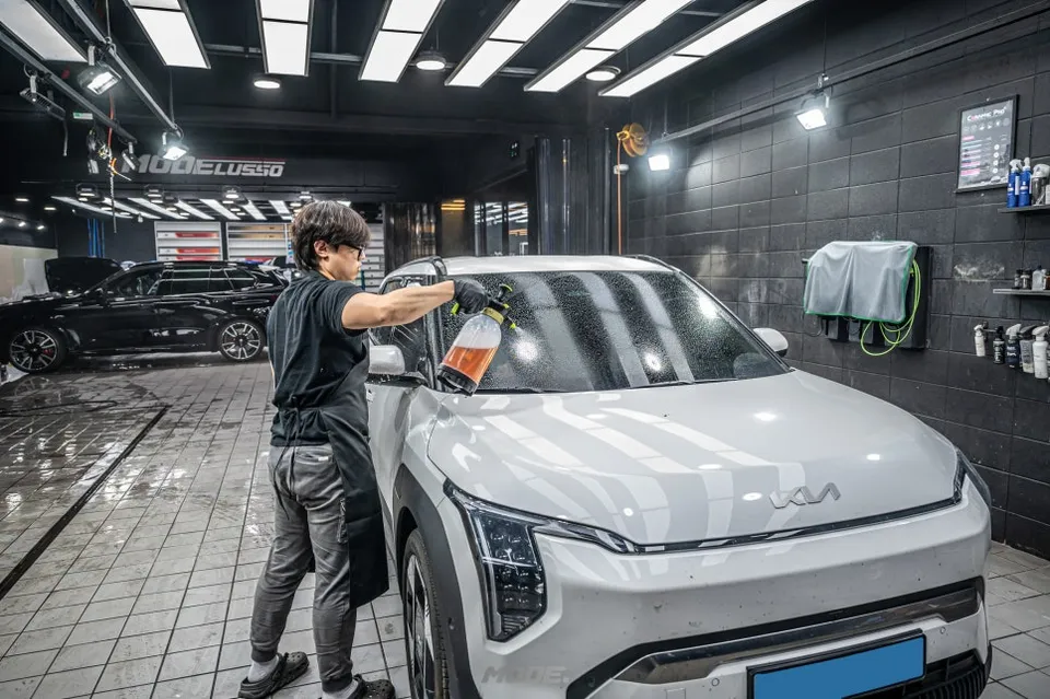 Kia EV3のガラスコーティング事例 施工写真 2-2