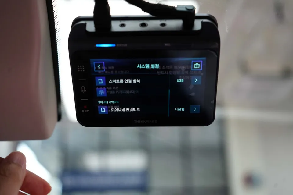 Genesis G70 dash cam - Genesis G70 Dash Cam Installation Review photo 4