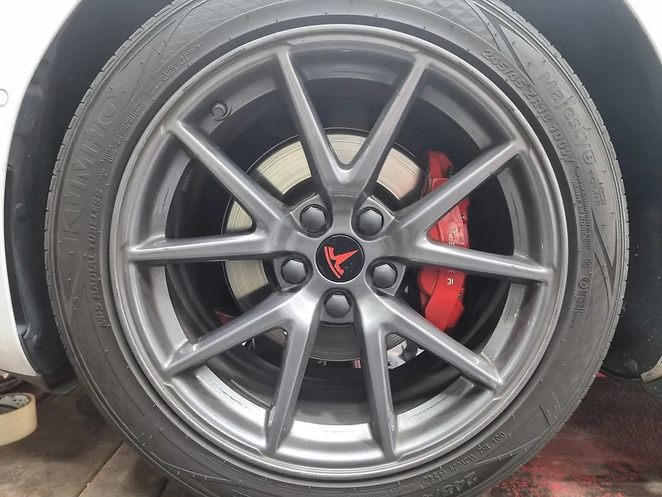 Tesla Model 3 wheel repair - Tesla Model 3 Wheel Repair & Painting Review photo 5