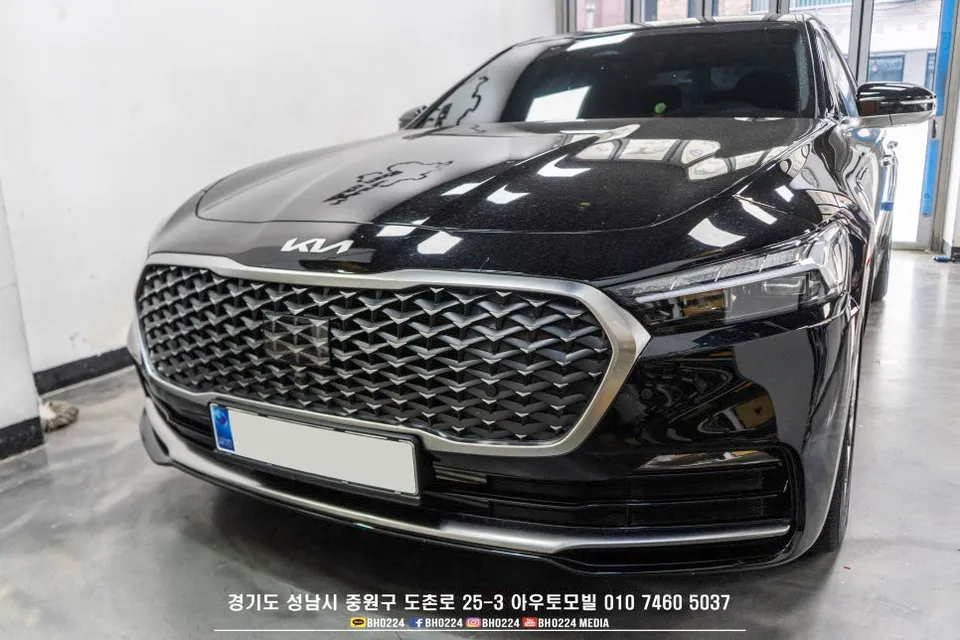 Kia K900のカーフィルム施工事例 施工写真 2