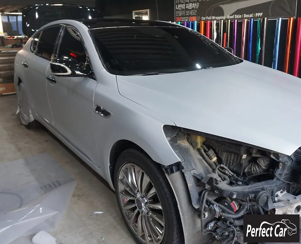 Kia K900のカーラッピング事例｜費用目安・仕上がり 施工写真 2-2