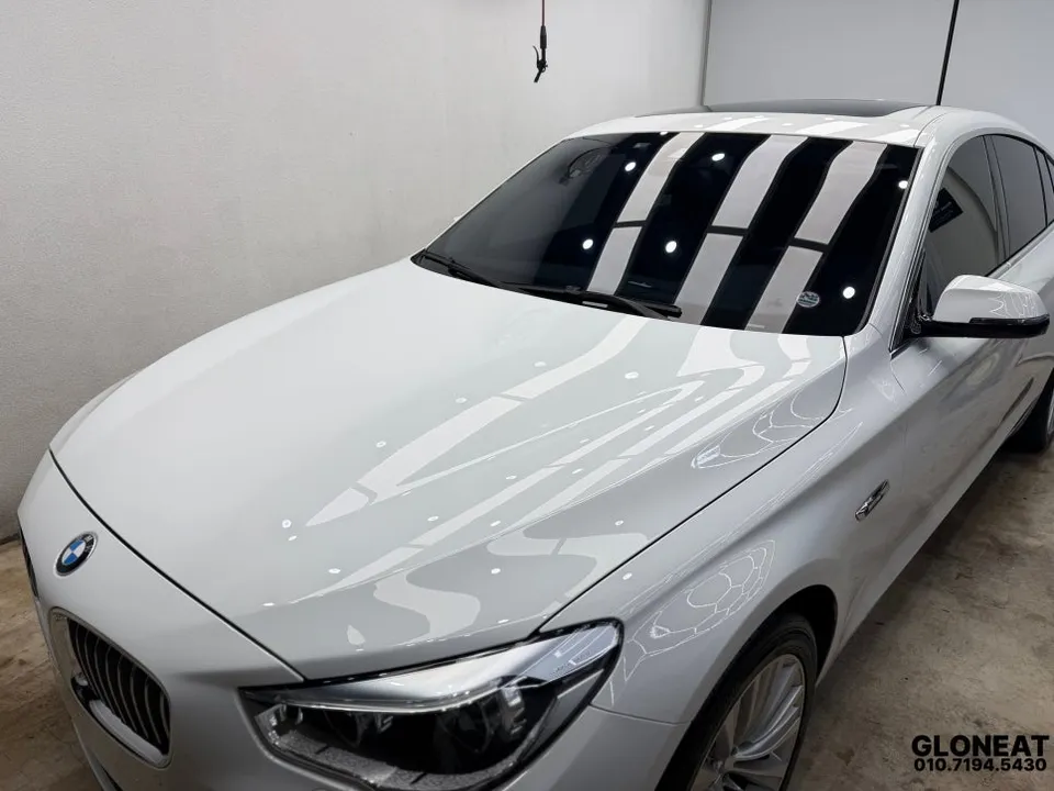 BMW 5 Series GTのガラスコーティング事例|費用目安と仕上がり 施工写真 2-3