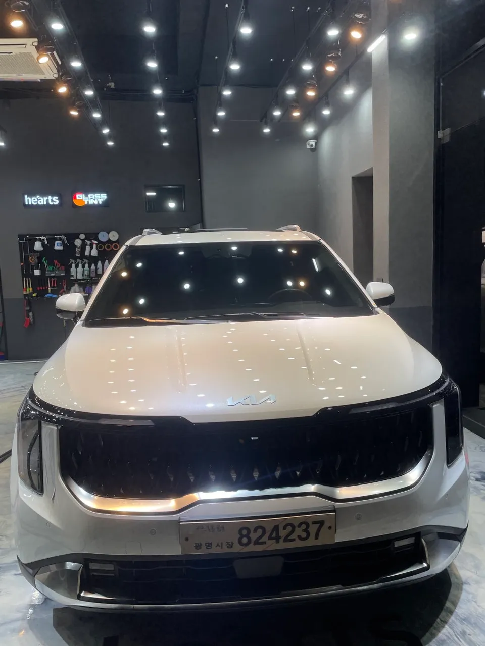 Kia Sorentoのドラレコ取付事例|費用目安・仕上がり 施工写真 2-2