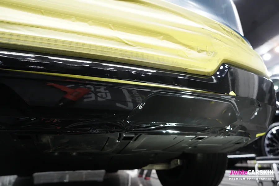 Kia EV9 ppf - Kia EV9 PPF Review: Black Roof Wrap & Front Bumper Protection photo 3