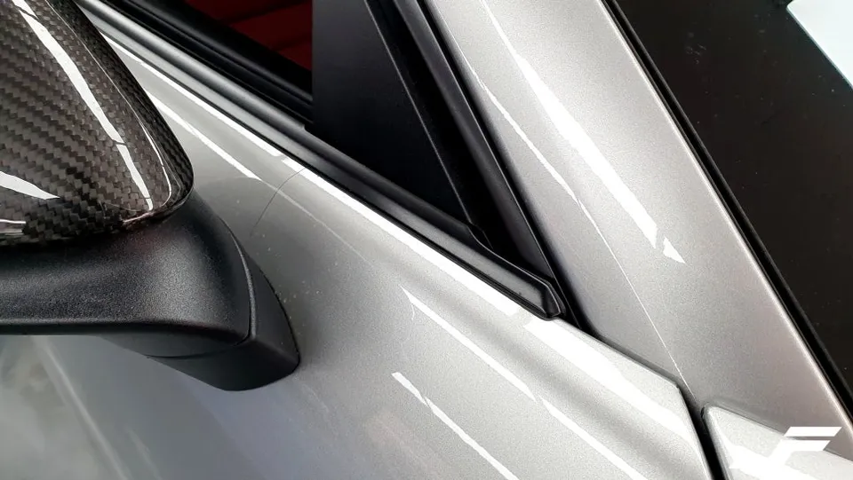 ポルシェ 911 992 カーラッピング事例|費用目安・仕上がり 施工写真 1-2