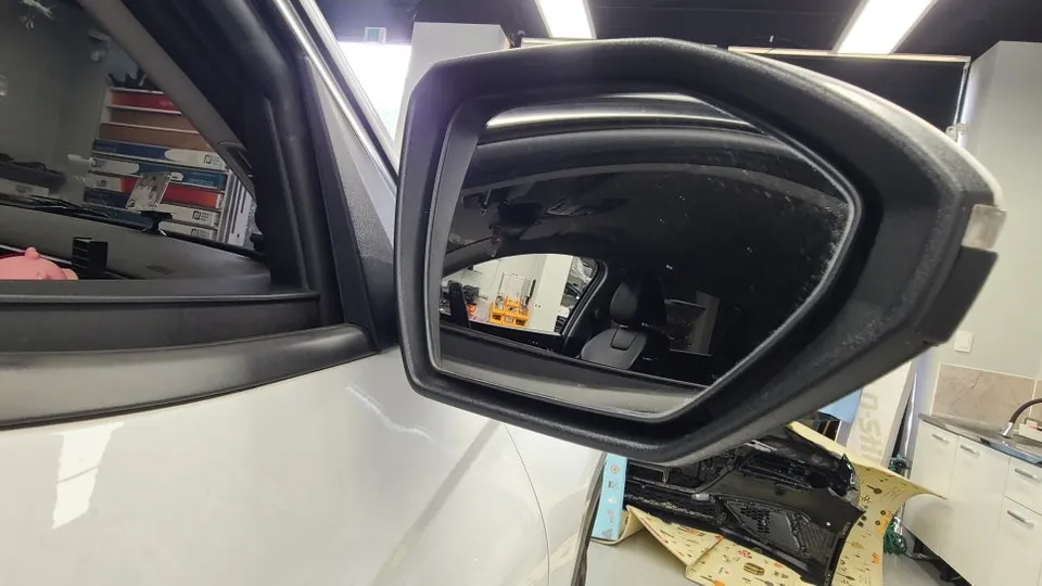 Hyundai Tucson NX4のカーラッピング事例 施工写真 2