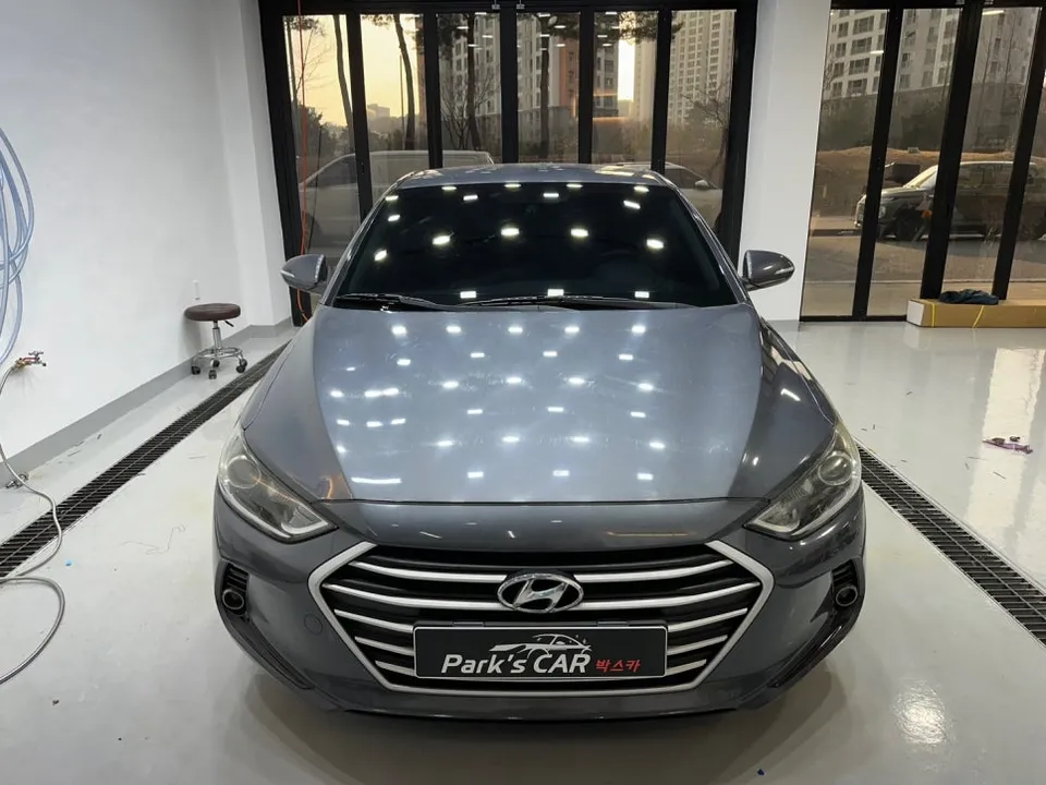 Hyundai Elantra ADのカーフィルム施工事例|費用目安・仕上がり 施工写真 2-3